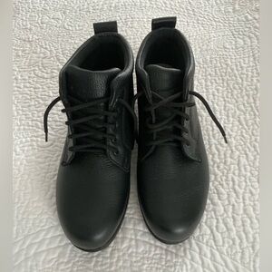SAS Alpine Ankle Boots Black Leather Non Slip Bootie  Size 9.5M
